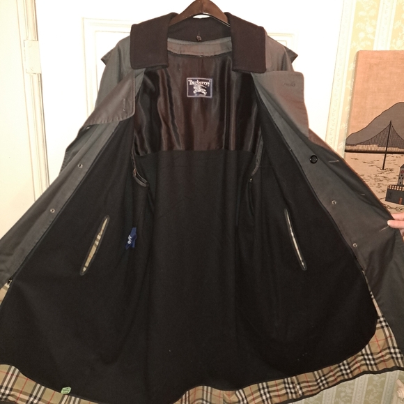 Burberry All Weather Trench Coat - Picture 5 of 10